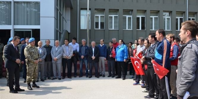 Öğrencilerden Komando Tugayı’na taziye ziyareti