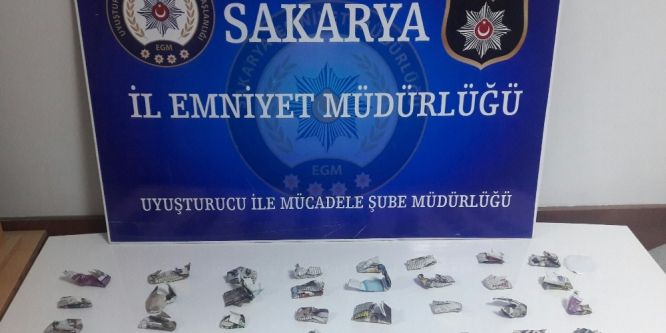 Minibüs şoförü uyuşturucu satıcısı çıktı