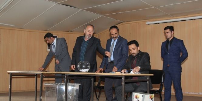 Başkale’de kura çekimi