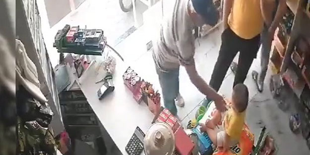 Bebeğe taciz iddiası! Yaşlı adamı dövdü