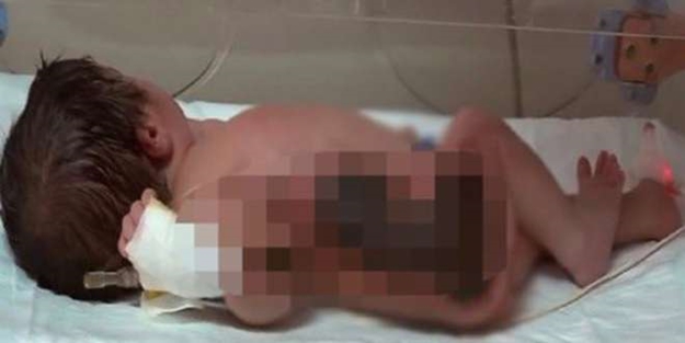 Bebeği ısıtıcıda unuttular!