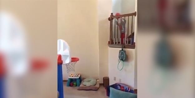 Bebeğin yeteneği hayrete düşürdü!