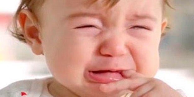 Bebeğiniz ağlıyorsa ayağına bakın!