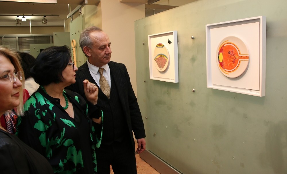 Bebeğiniz ışığa bakamıyorsa ‘glokom’ olabilir 