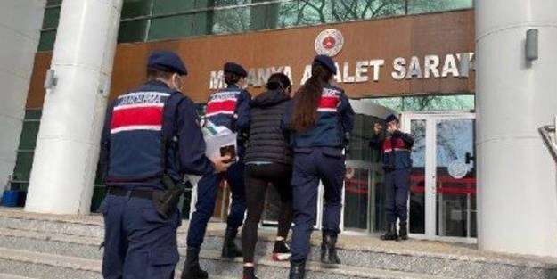 Bebek bakıcılığı yaptığı villadan 1 milyon TL çaldı!