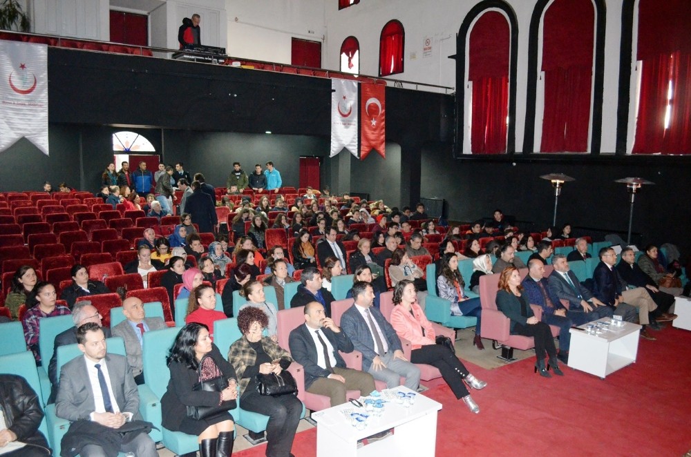 Bebek dostu aile hekimleri unvanlarını aldı 