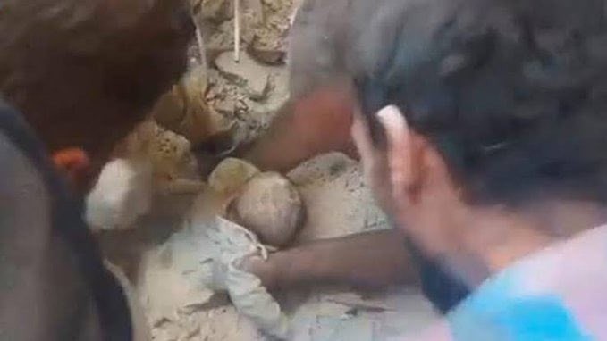 Bebek Katili Ermenistan! Kalleş saldırıda çocukları katlettiler