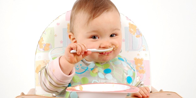 Bebek mamasına maden suyu ekleyin