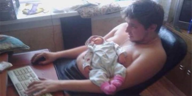 Bebekler babalarıyla yalnız kalırsa...