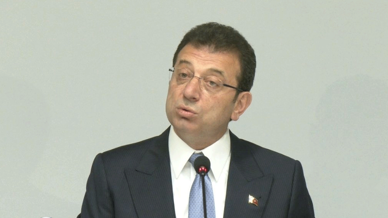 Beceriksiz Ekrem yürekleri ağza getirdi!