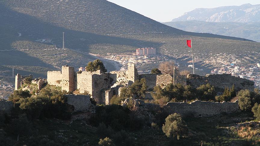 Beçin definesi bakkal terazisiyle tartıldı, kulak pamuğuyla temizlendi