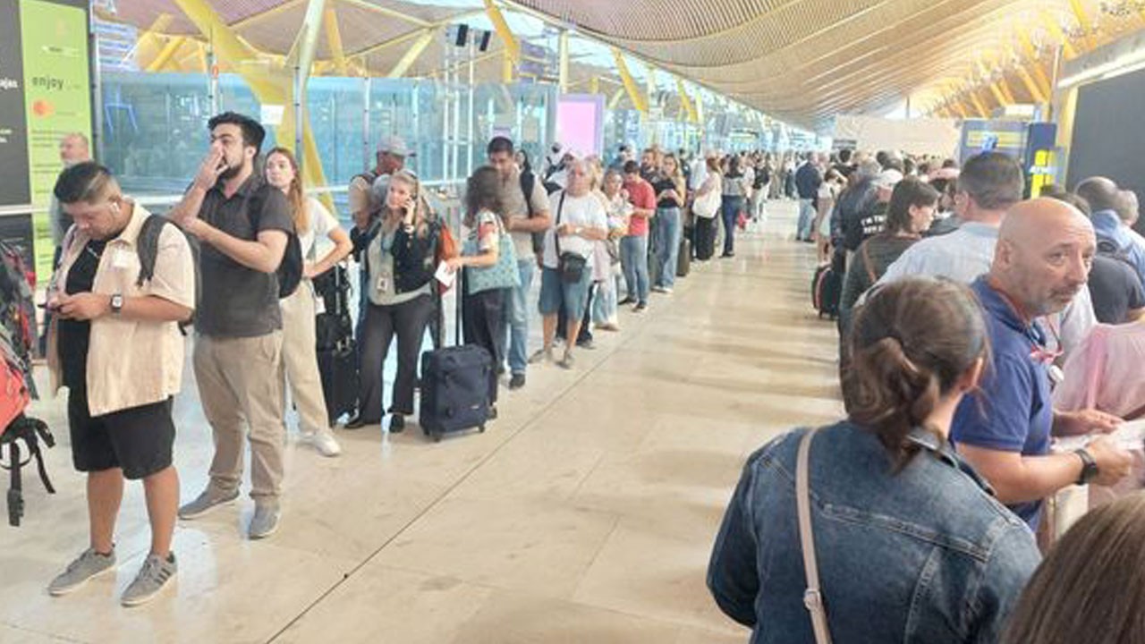 Bedava döner kuyruğu değil, havalimanında uçuş kuyruğu