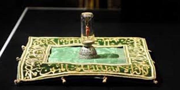 Sakal-ı Şerif ziyareti salâvata vesiledir