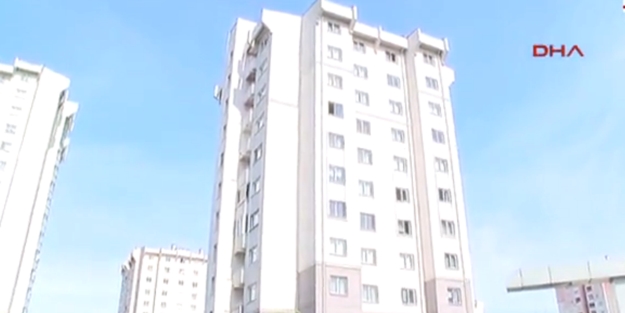 Bekar evinde kalan 2 polis ölü 1 polis komada bulundu!