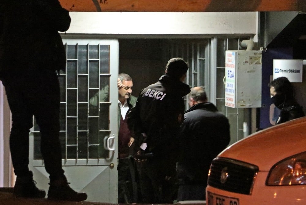 Bekçinin üniversiteli kız kardeşine son görevi 