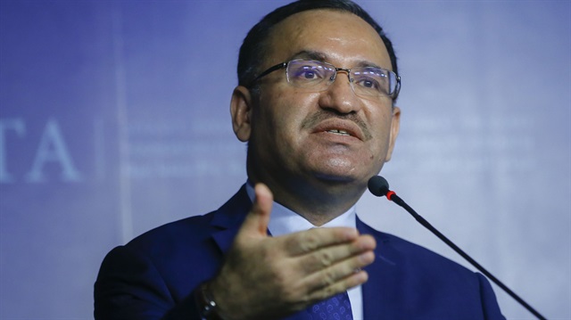 Bekir Bozdağ: Adil Öksüz Türkiye'de saklanıyor