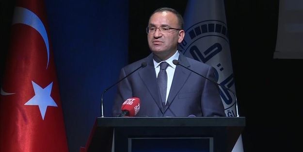 Bekir Bozdağ: Diyanet'e iftira atılıyor