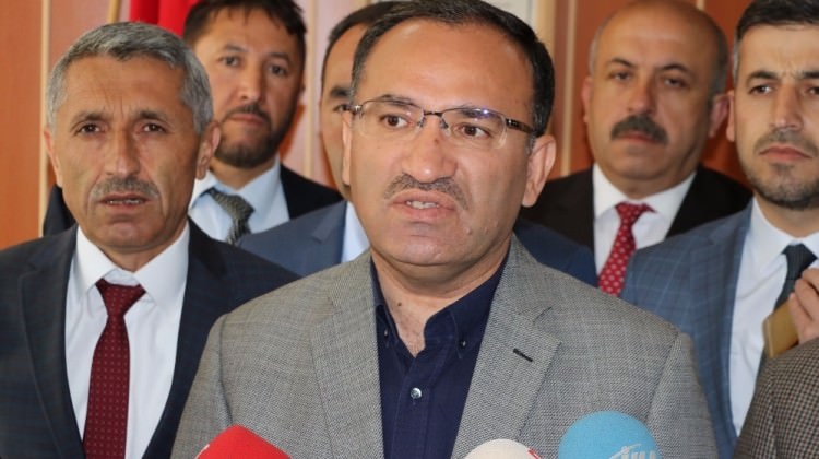 Bekir Bozdağ'dan sert tepki! Alçağın biri