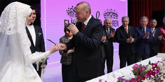 Bekir Bozdağ'ın oğlu evlendi! Nikah şahidi Erdoğan oldu