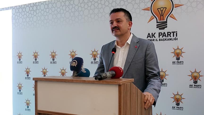 Bekir Pakdemirli: Onların belki doları var ama bizim de inanmış bir milletimiz var