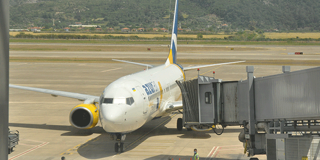 Beklenen oldu! Ukraynalılar Türkiye'ye gelmeye başladı