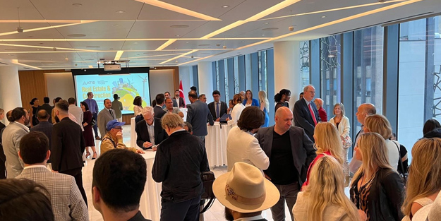 Beklenmedik haber geldi! Türk inşaat dev şirketi artık New York'ta! Türk şirket ilan etti