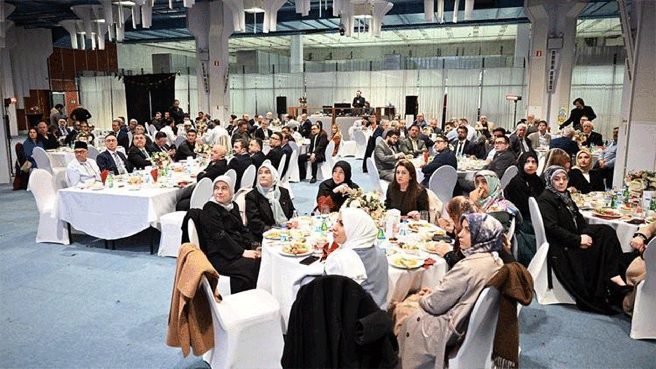 Belçika İslam Federasyonu’ndan büyük iftar!