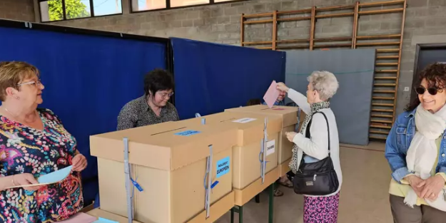 Belçika'da 3 seçim birlikte yapılıyor