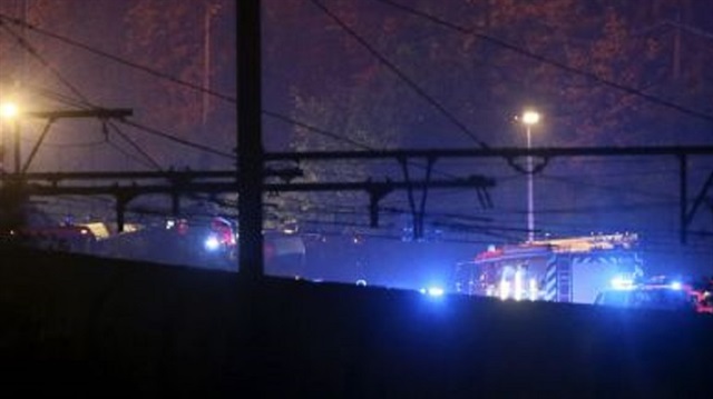 Belçika'nın Lüttich kentinde iki tren çarpıştı: Ölü ve yaralılar var