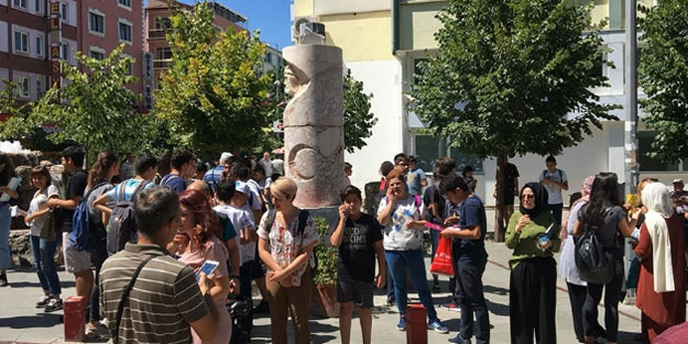 Belediye başkanı depreme toplantıda yakalandı