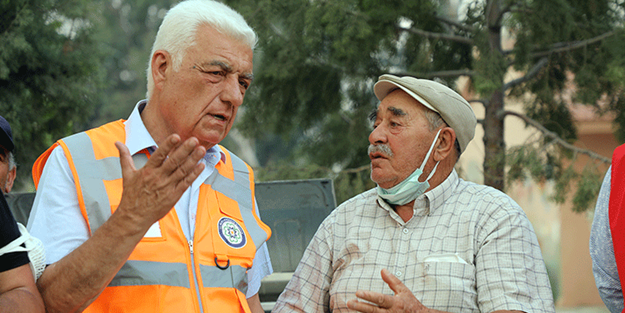 Belediye Başkanı duyurdu: 35 bin kişi tahliye edildi