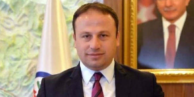 AK Partili başkan gözaltına alındı