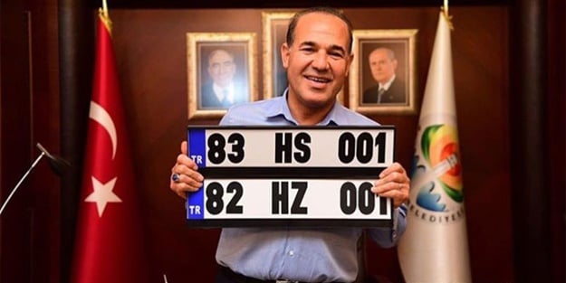 Başkan Sözlü plakaları hazırladı! '82 Kerkük, 83 Musul'