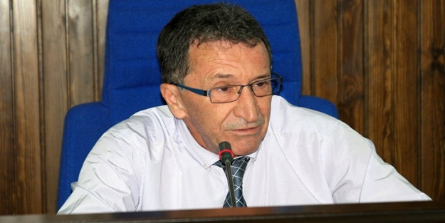 Belediye Başkanı'na 'memuriyetten uzaklaştırma' cezası