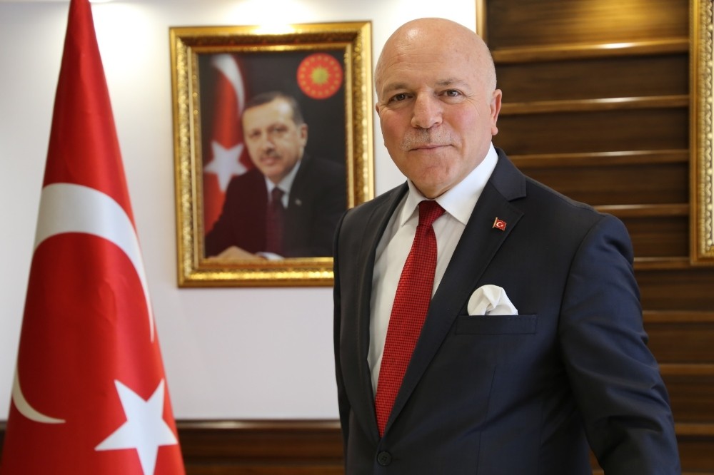 Belediye başkanından vatandaşlara moral yüklü mesaj: “Halkımız yalnız değildir, sahipsiz değildir’’ 