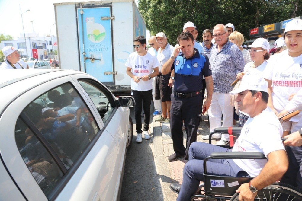 Belediye Başkanını tekerlekli sandalyede görenler şok oldu 
