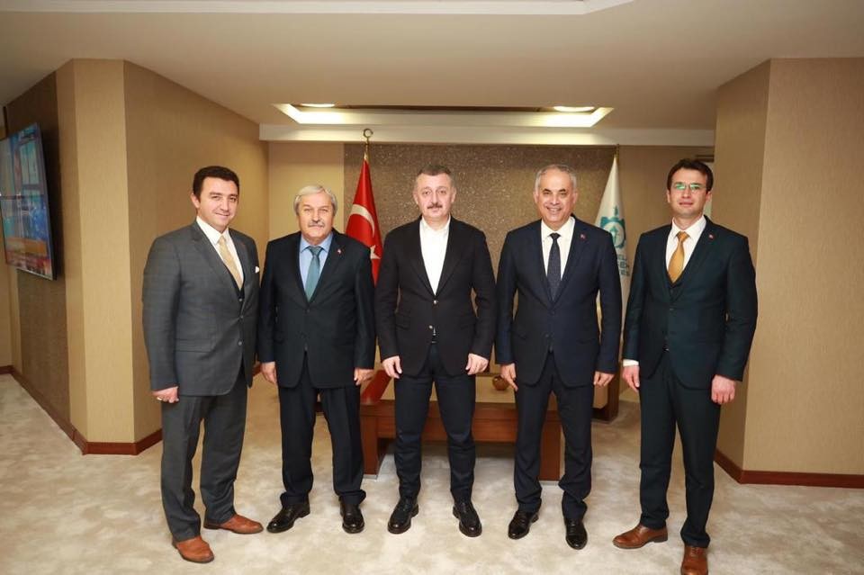 Belediye başkanlarından Büyükşehir Belediye Başkanı Büyükakın’a ziyaret 