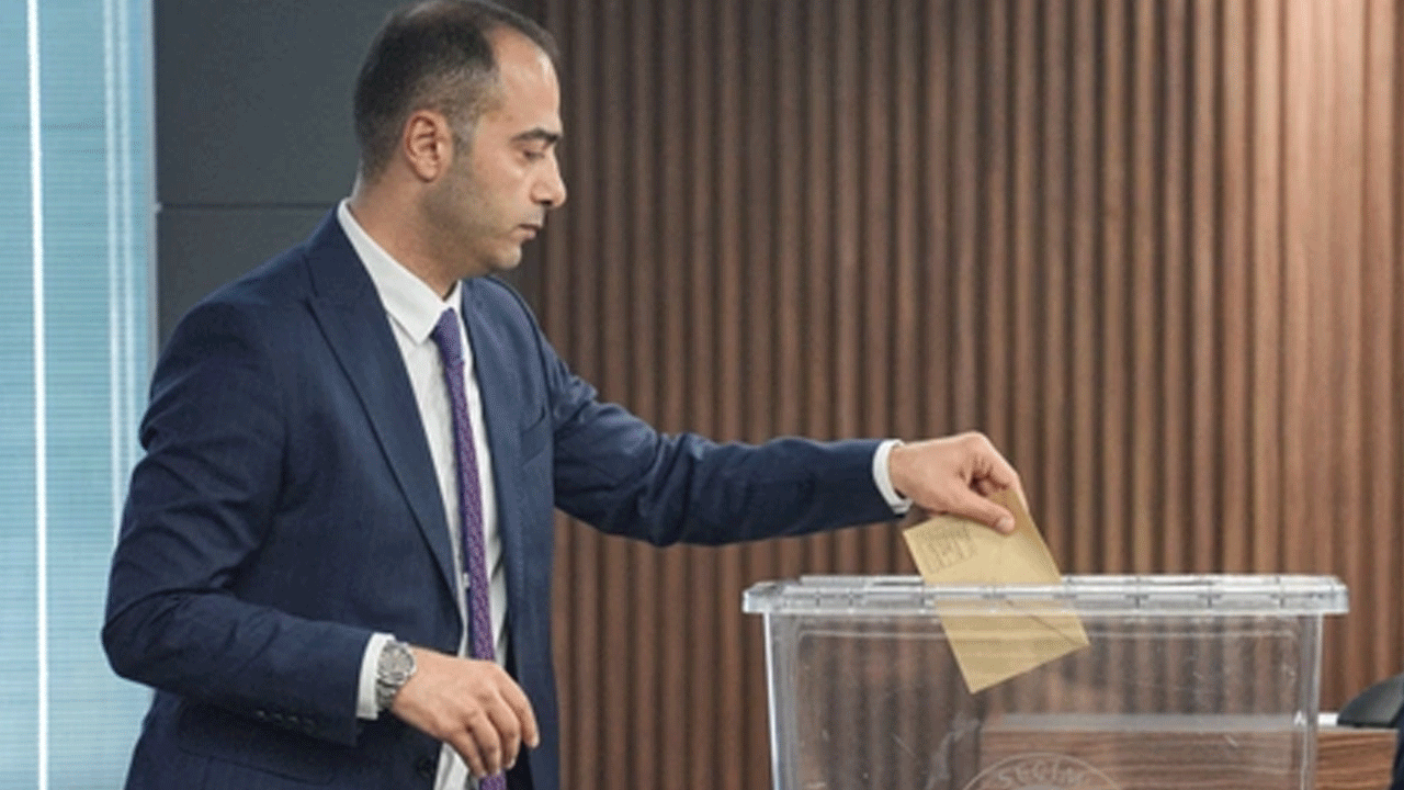 Belediye CHP'den AK Parti'ye geçti