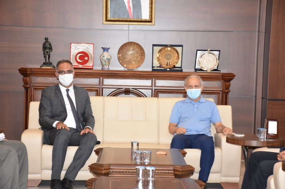 Belediye ile üniversite “Sera kent” projesi için imzayı attı 