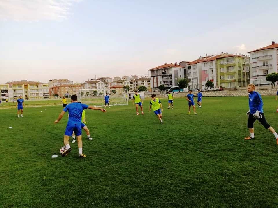 Belediye Kütahyaspor yeni sezon hazırlıklarına devam ediyor 