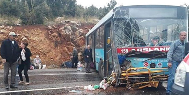 Belediye otobüsü yoldan çıktı! 20 yaralı