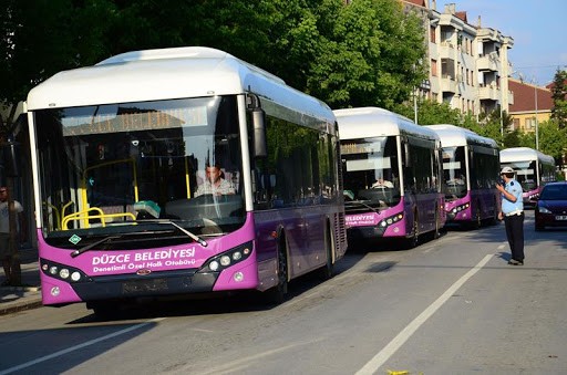 Belediye otobüsün renklerini halka soracak 