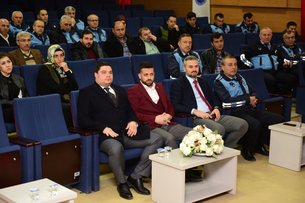 Belediye personeline eğitim semineri 