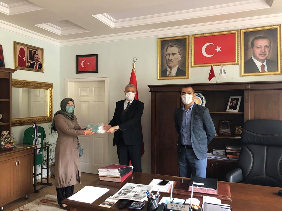 Belediye personeline maske 