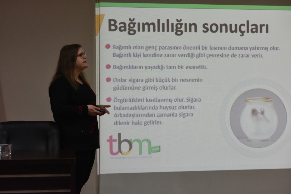 Belediye personeline sigaranın zararları anlatıldı 