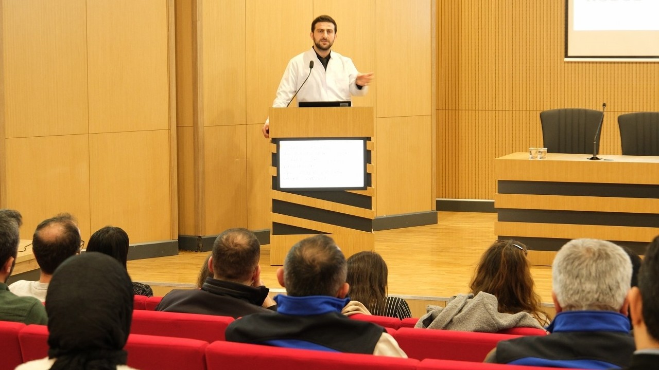 Belediye Personeline “Sigaranın Zararları” Konferansı