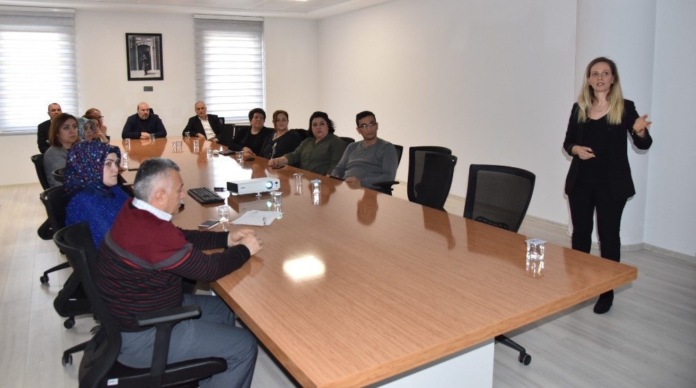 Belediye personeline sigarayı bırakma semineri düzenlendi 