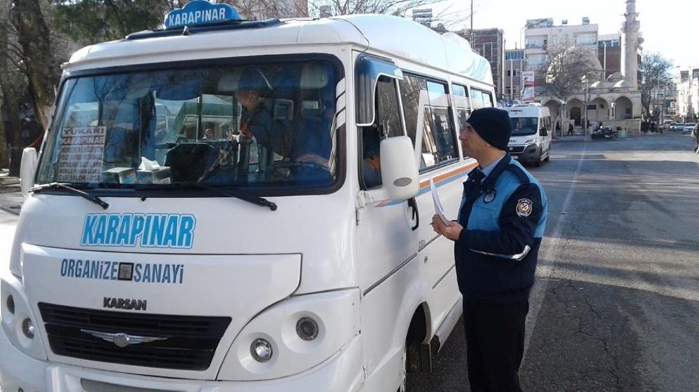 Belediye, şehir içi minibüslerini denetledi 