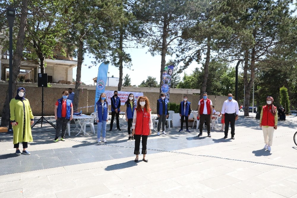 Belediye ve Gençlik Merkezinden evlerinde sıkılan çocuklara sürpriz etkinlik 