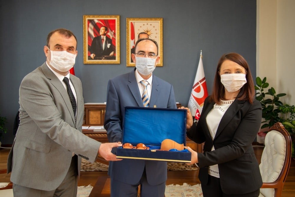 Belediye ve ilçe başkanından hayırlı olsun ziyaretleri 